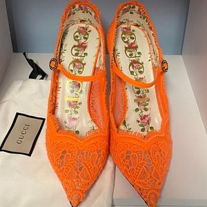 BRAND NEW Gucci Orange lace heels size 37